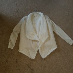 Hollistee Beige furry cardigan size M